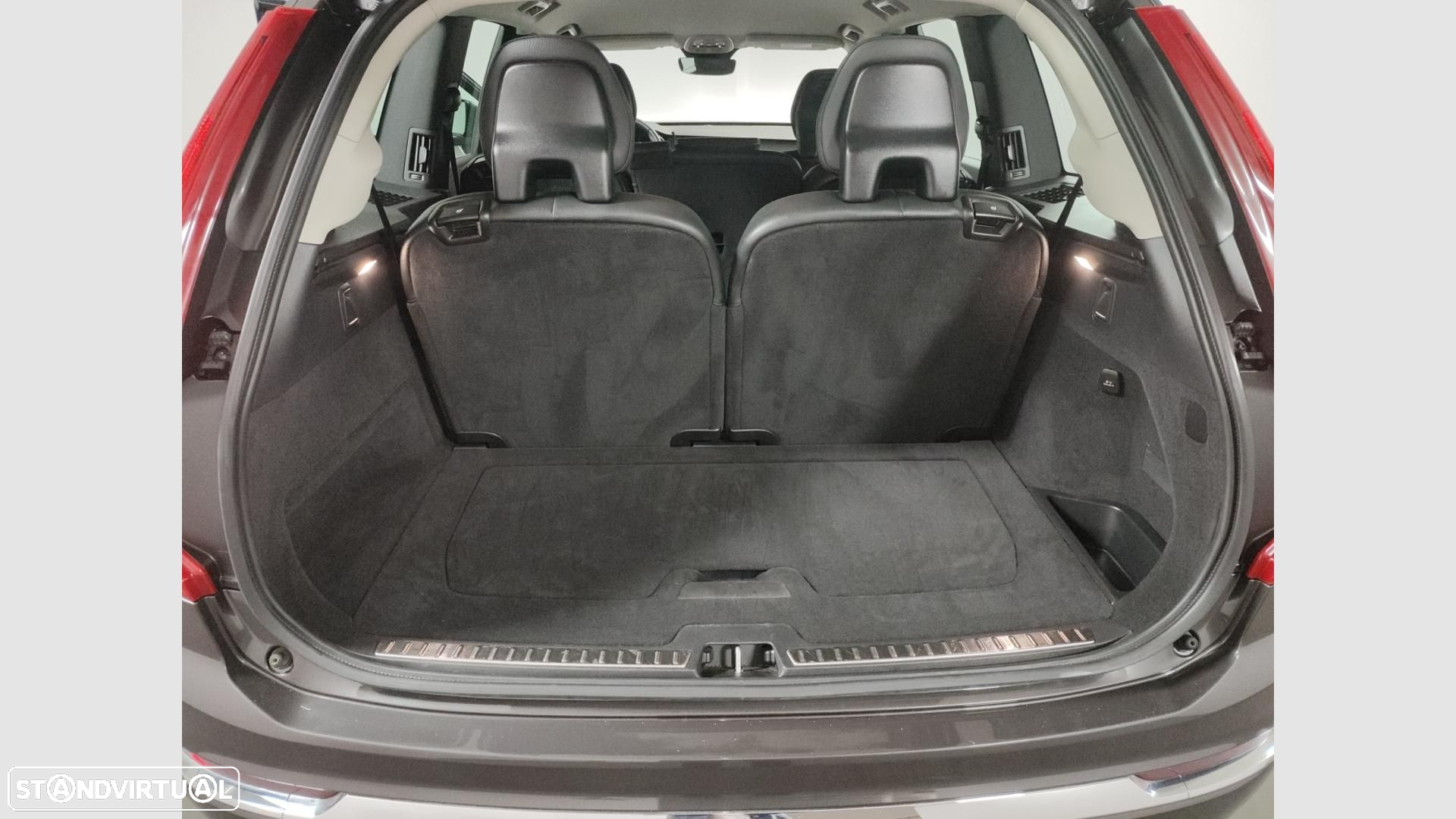 Volvo XC 90 2.0 T8 PHEV Core AWD - 19