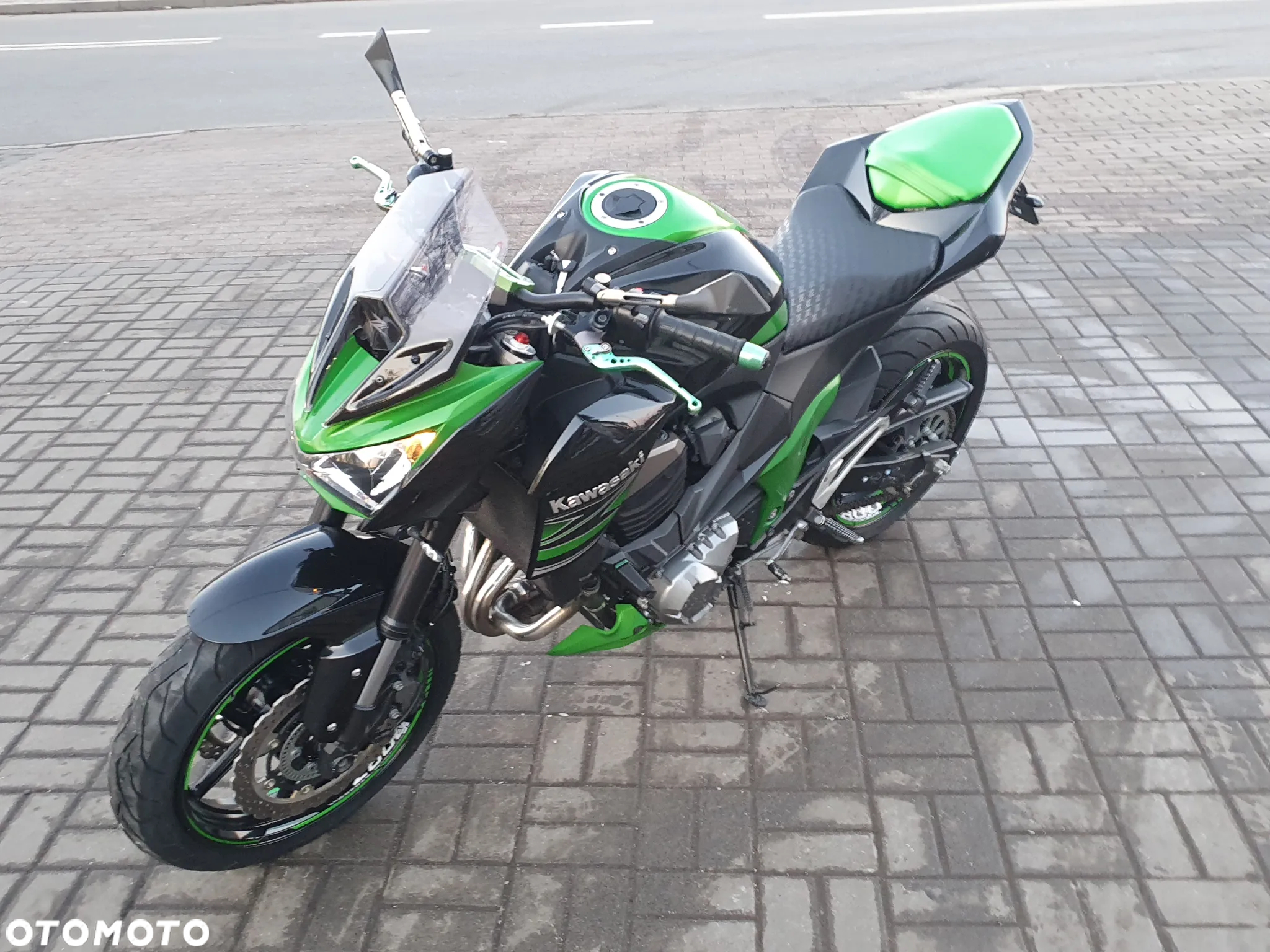 Kawasaki Z - 28