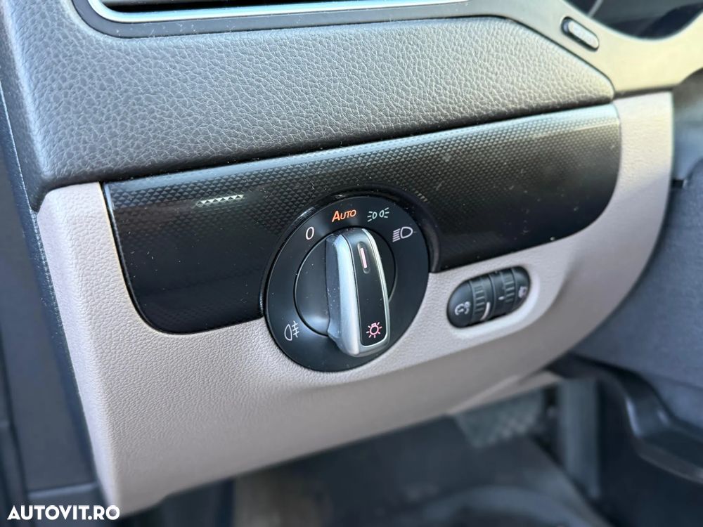 Volkswagen Jetta - 10