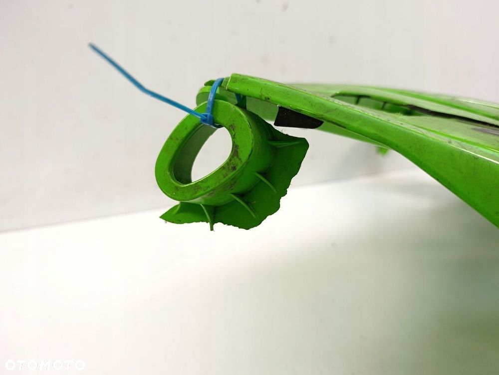 KAWASAKI NINJA 250R BOK BOCZEK CZASZA PRAWA - 7