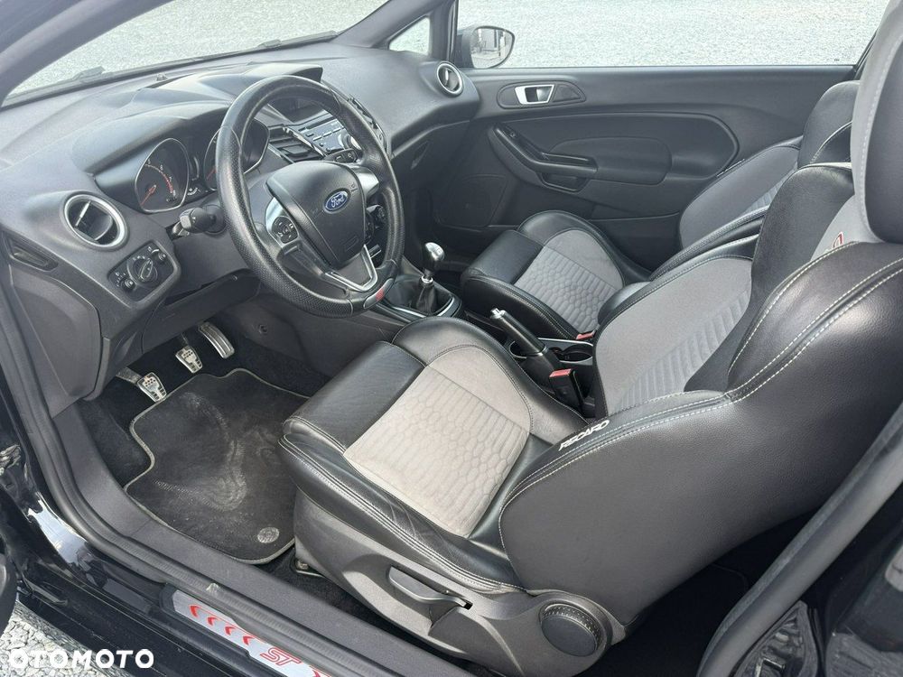Ford Fiesta - 5
