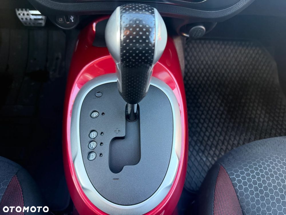 Nissan Juke 1.6 DIG-T ALL-MODE 4x4i Xtronic Acenta - 18