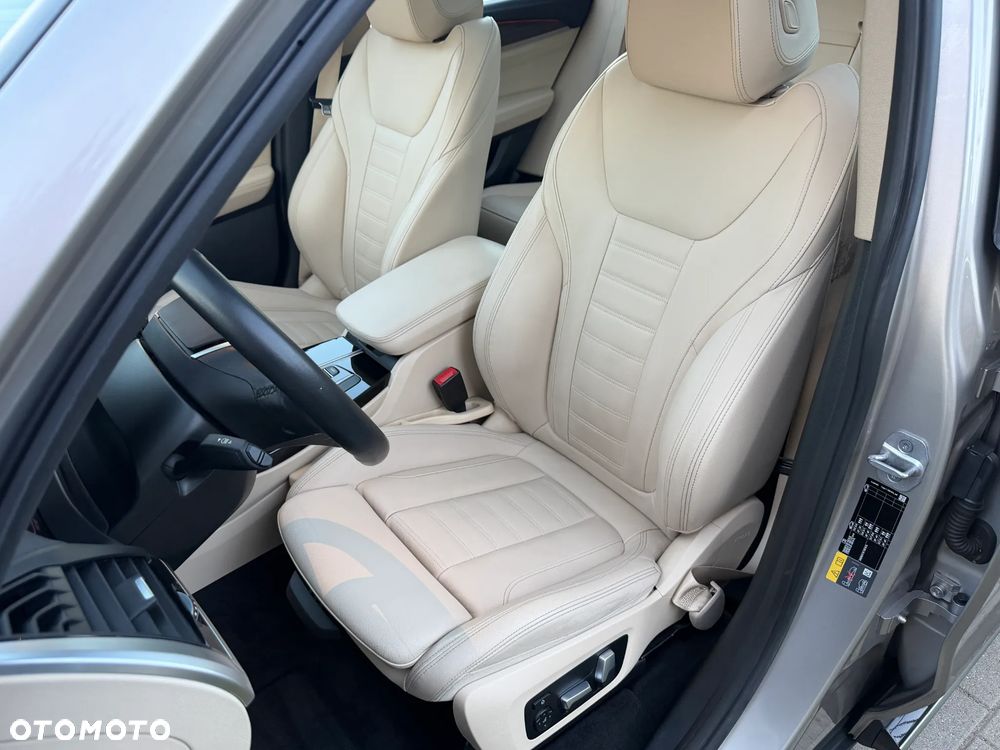 BMW iX3 Inspiring - 14