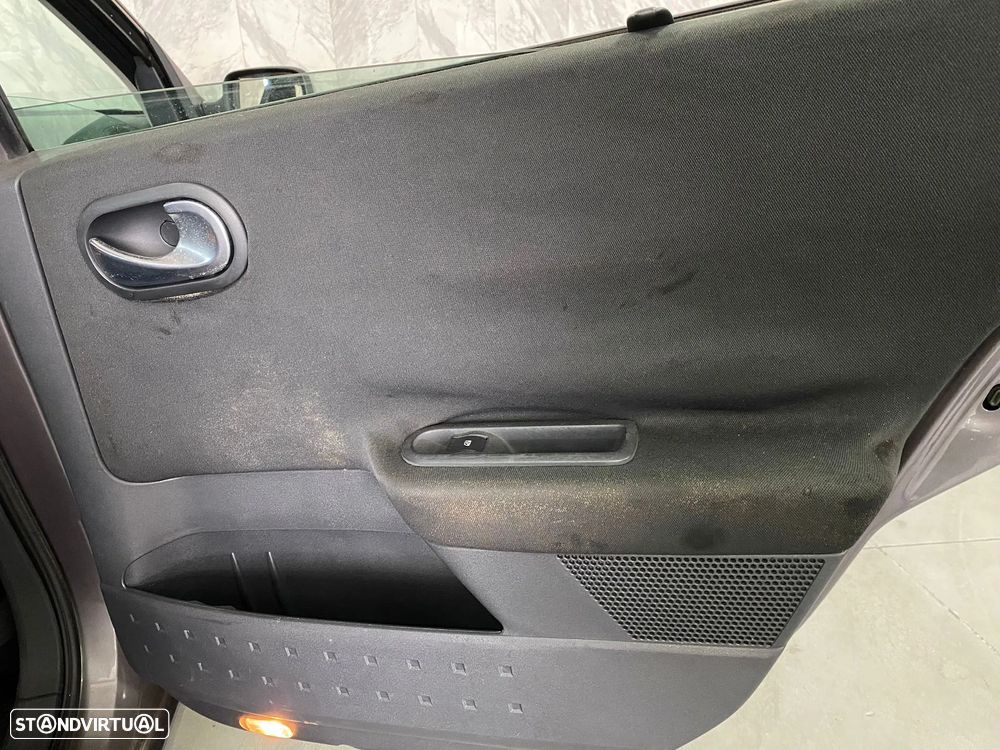 Renault Mégane Break 1.5 dCi C Authentique - 18