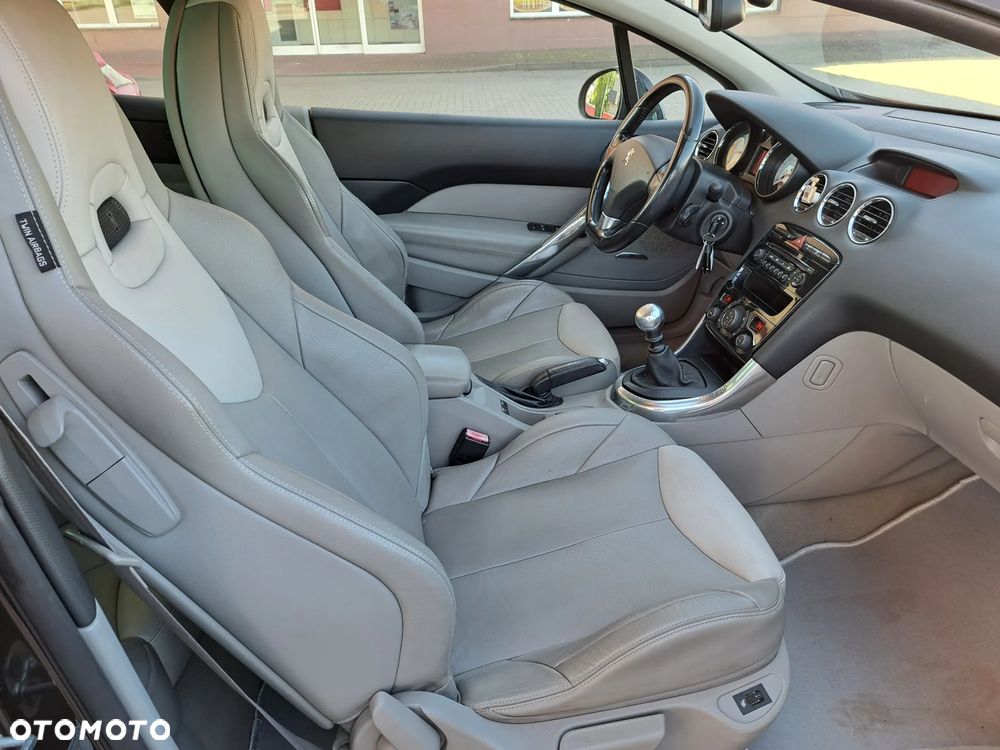 Peugeot 308 CC - 15
