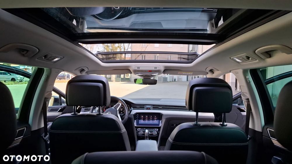 Volkswagen Passat 2.0 TDI SCR DSG Elegance - 15