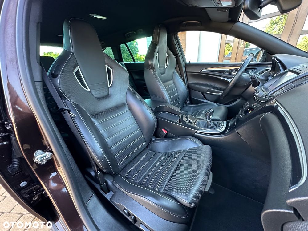 Opel Insignia 1.6 T Cosmo S&S EU6 - 25