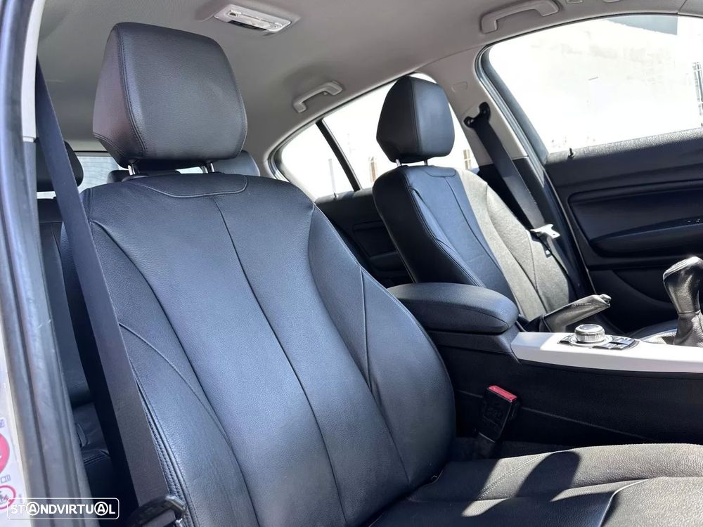 BMW 116 d Sport Line - 48