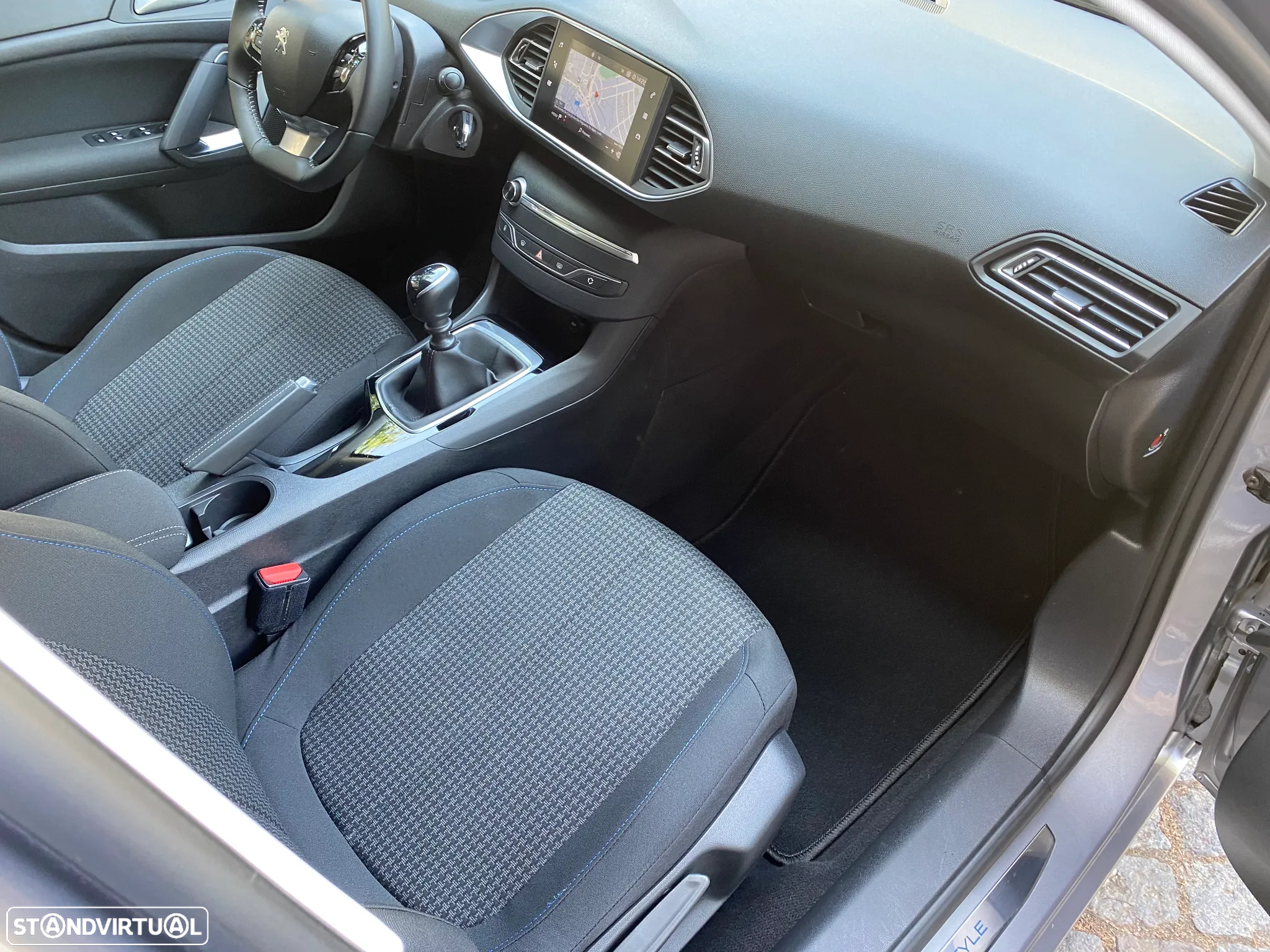 Peugeot 308 SW 1.5 BlueHDi Style - 12
