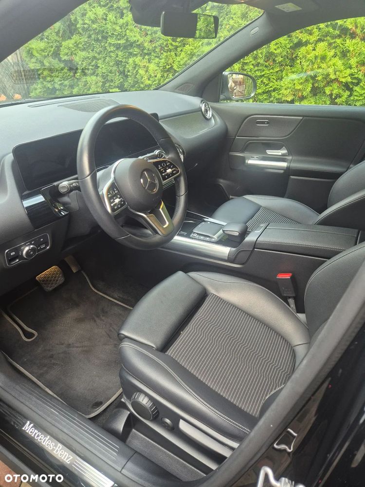 Mercedes-Benz GLA 200 Business Edition - 4