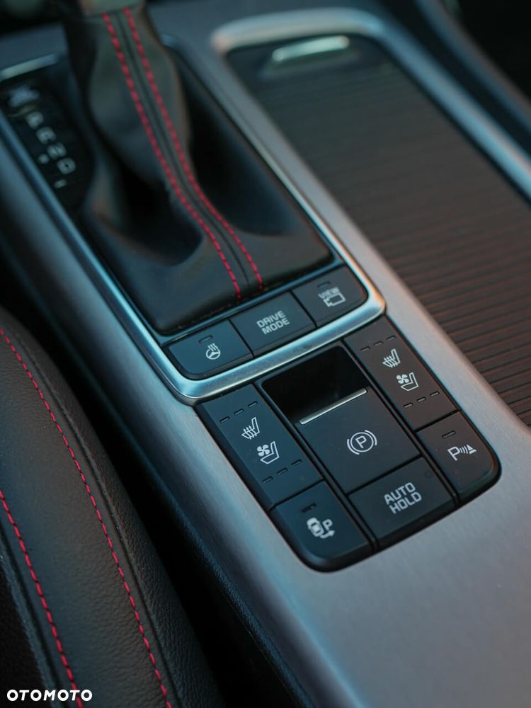 Kia Optima - 17