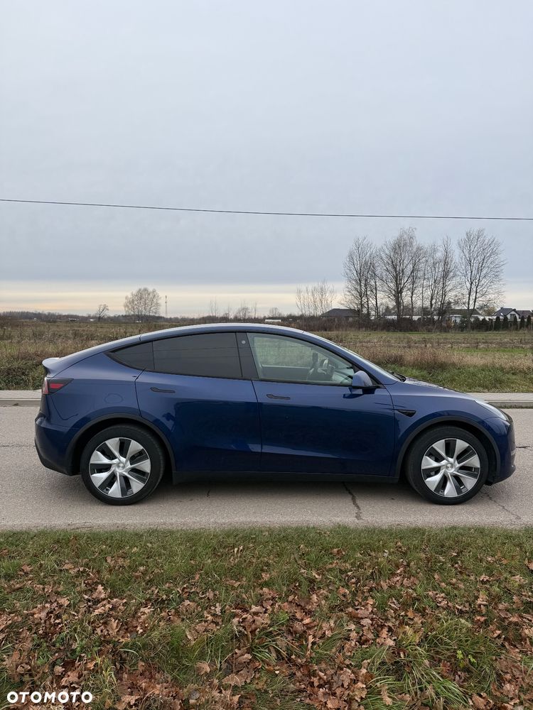 Tesla Y Premium Long Range Dual Motor AWD - 8