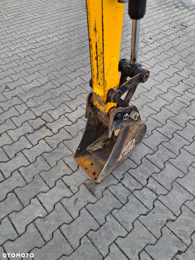 JCB 8026 CTS - 7