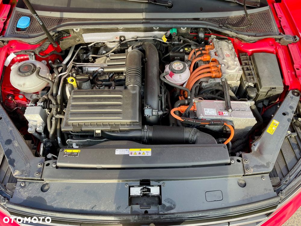 Volkswagen Passat 1.4 TSI DSG GTE - 25