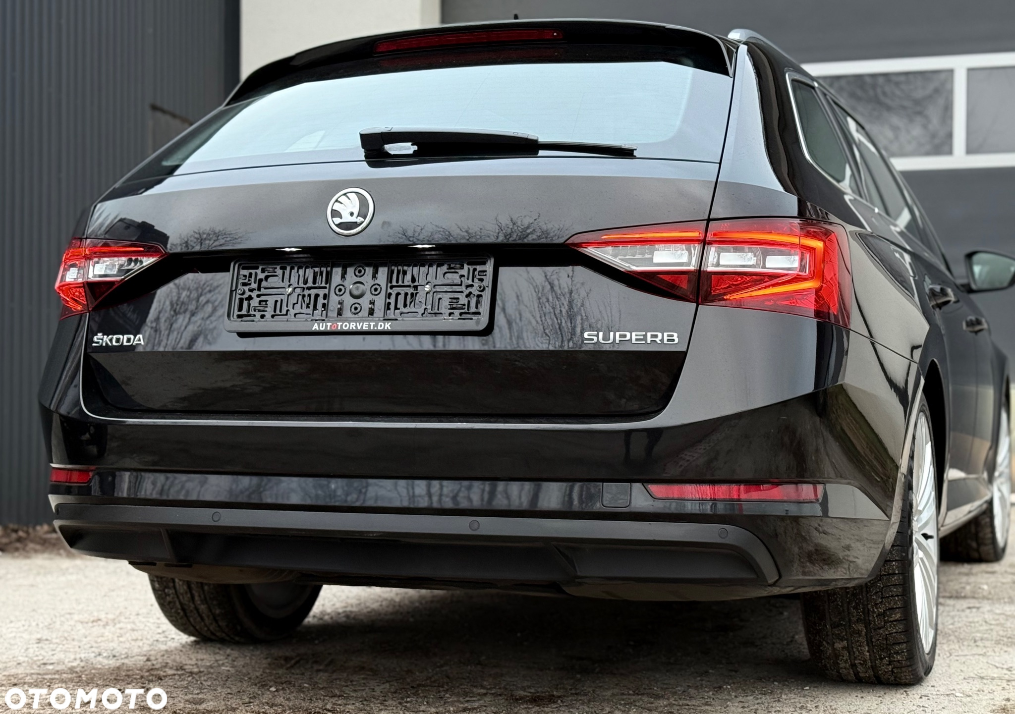 Skoda Superb - 12