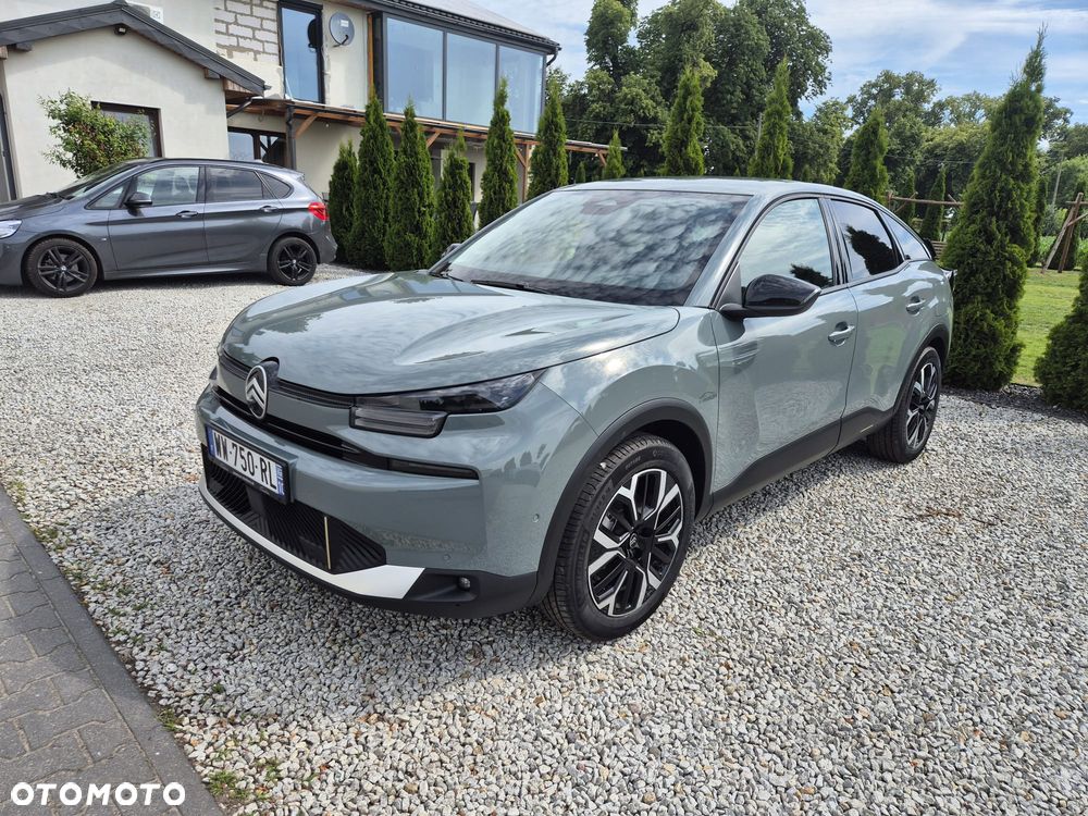 Citroën C4 Hybrid 136 ë-DSC6 PLUS - 1