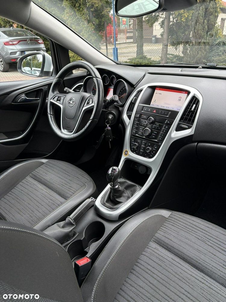 Opel Astra - 10