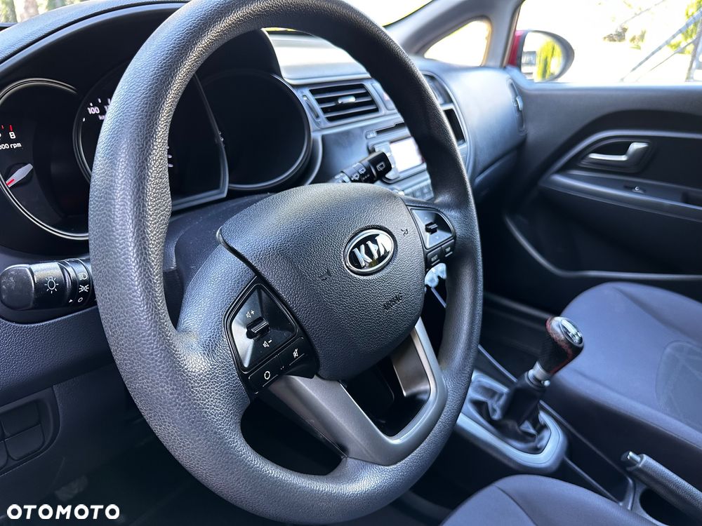 Kia Rio 1.2 Dream-Team Edition - 34