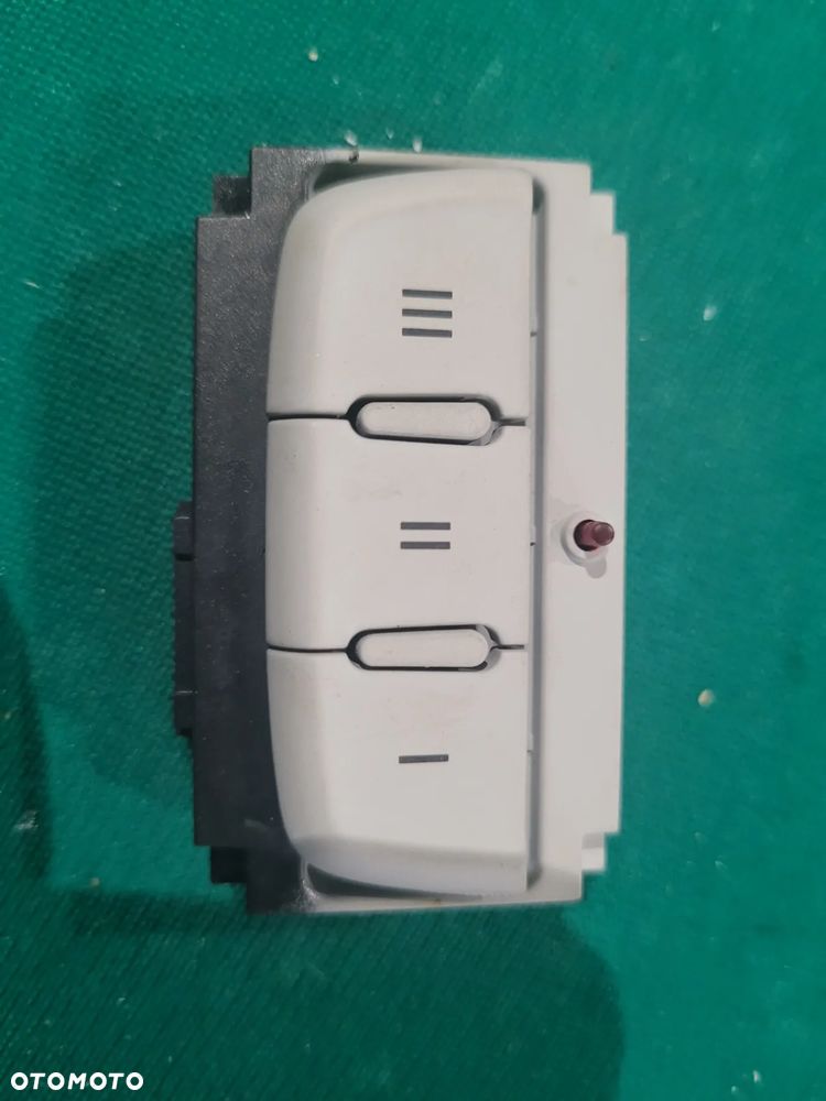 AUDI A4 B8 A5 GUZIK PRZEŁĄCZNIK HOMELINK 8K0959719 T64 - 1