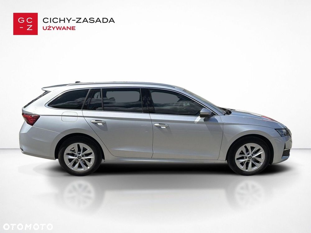 Skoda Octavia 1.5 TSI mHEV Selection DSG - 6