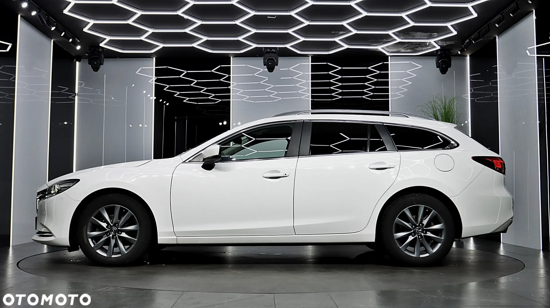 Mazda 6 2.0 SkyJoy - 6