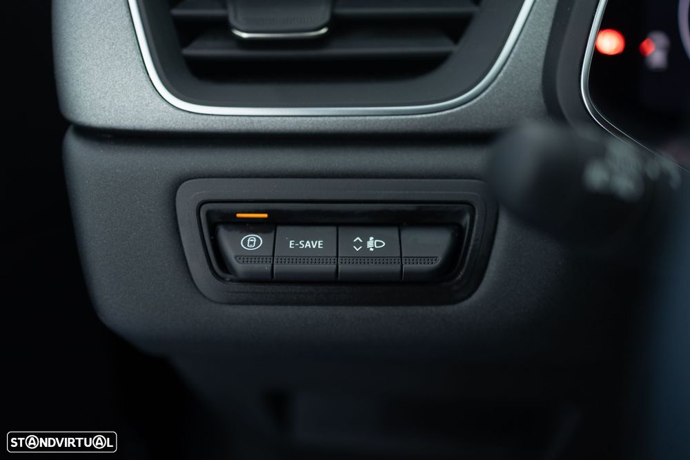 Renault Captur 1.6 E-Tech Full Hybrid Techno - 36