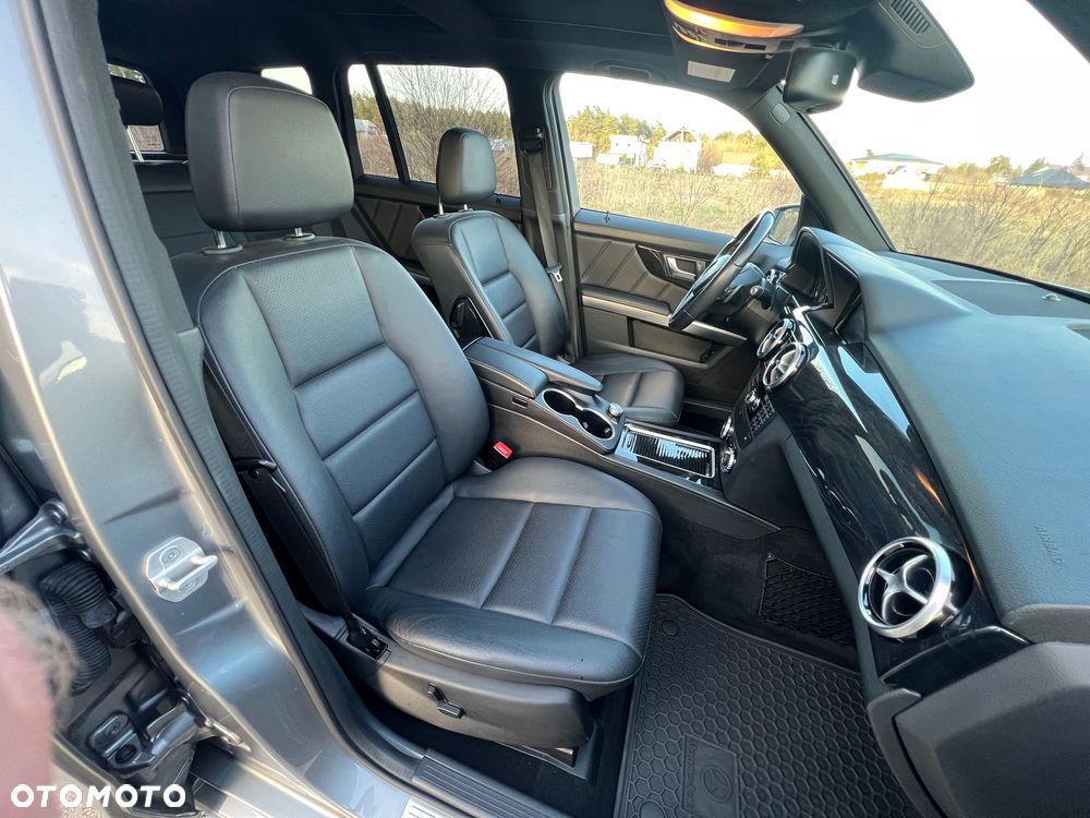 Mercedes-Benz GLK - 22