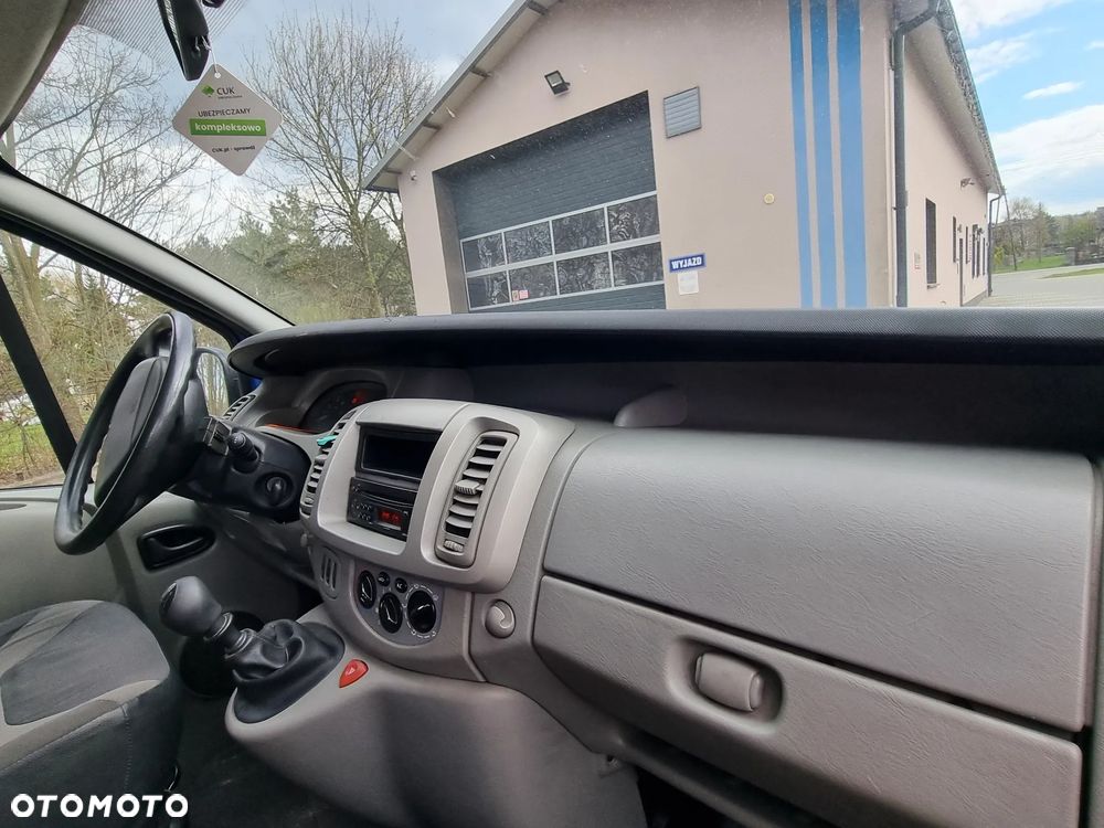 Renault Trafic L1H1 Passenger Lux - 12