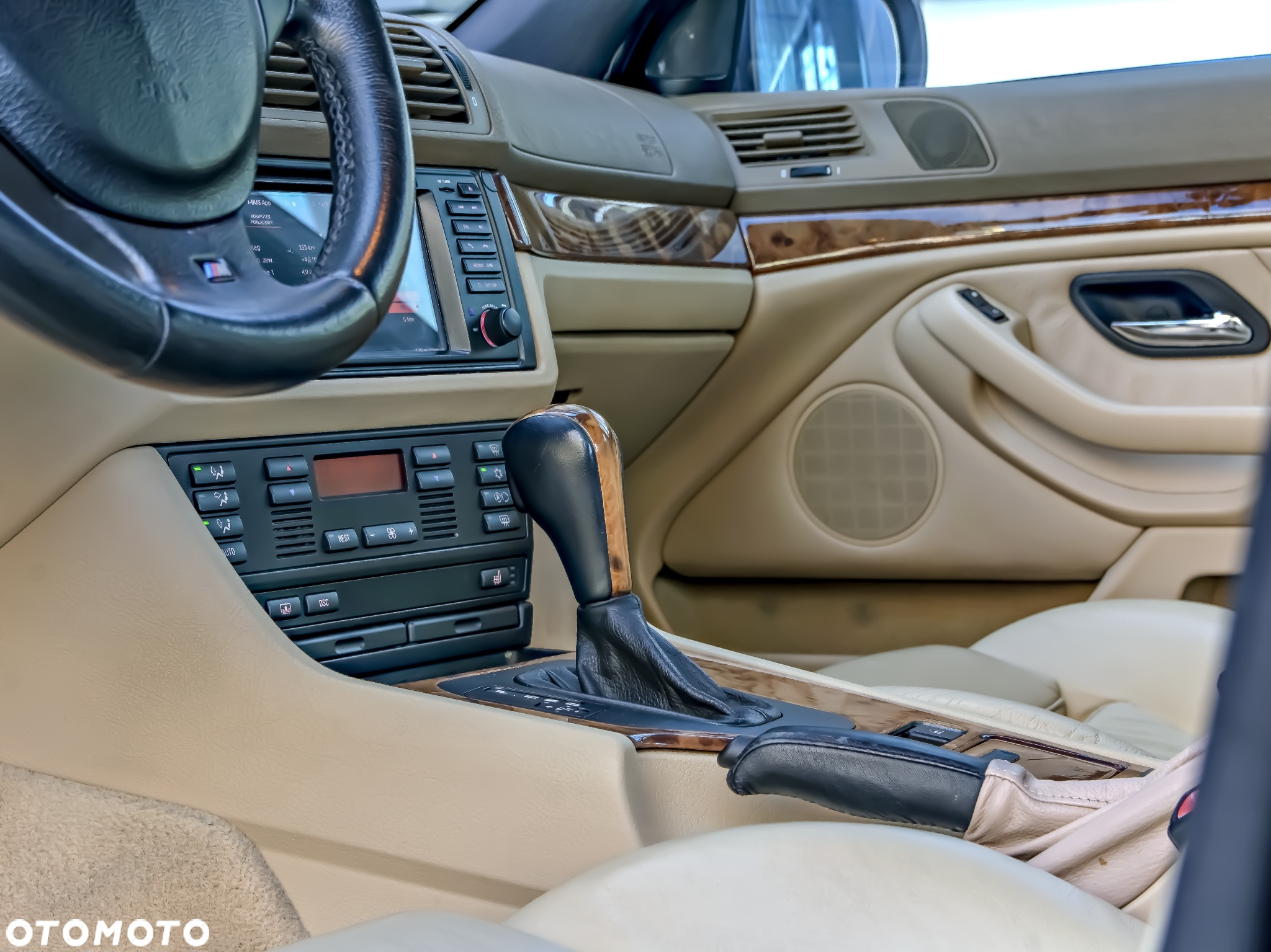 BMW Seria 5 - 31