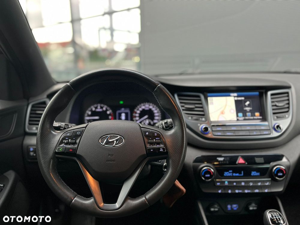 Hyundai Tucson 1.6 GDI BlueDrive Style 2WD - 14