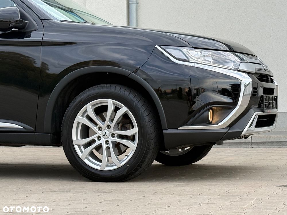 Mitsubishi Outlander 2.0 2WD CVT Diamant Edition - 12