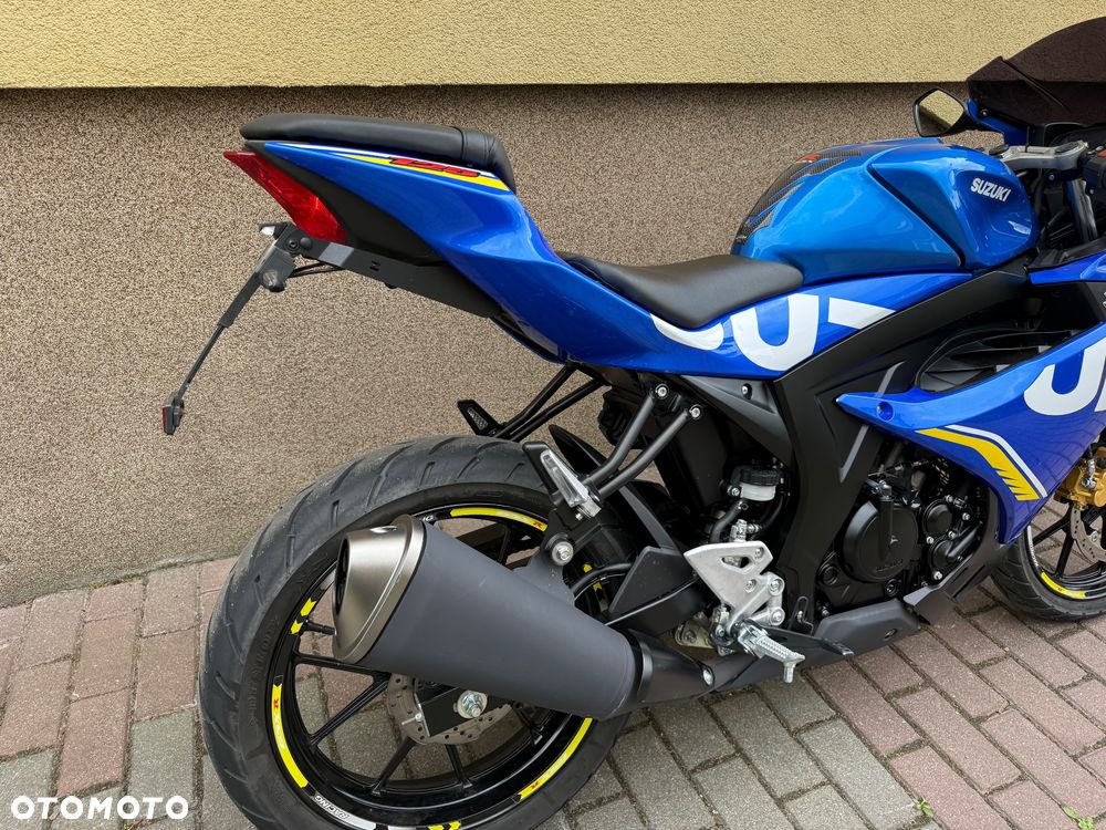 Suzuki GSX-R - 7