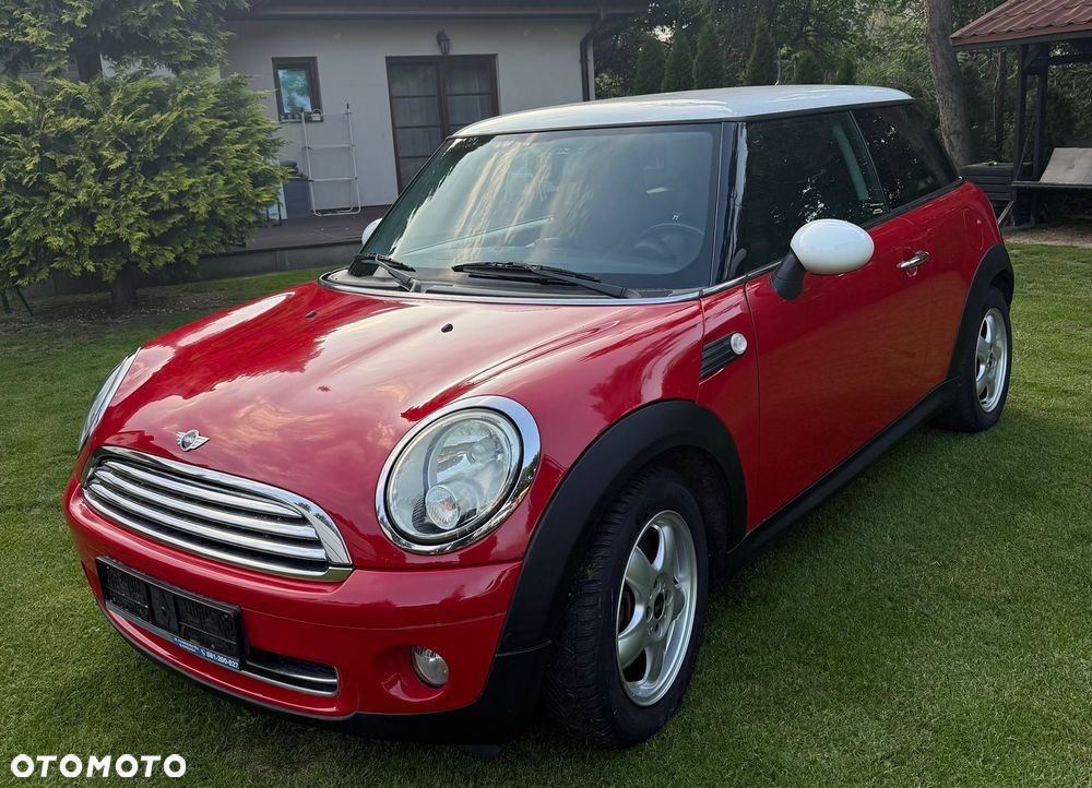 MINI Cooper Standard - 1