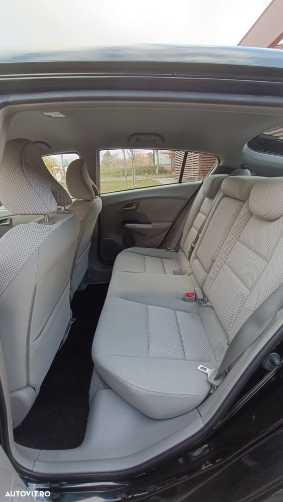 HONDA Insight 2011 — imagine 25