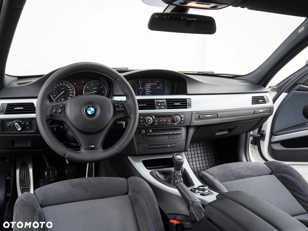 BMW Seria 3 318i Edition Sport - 18