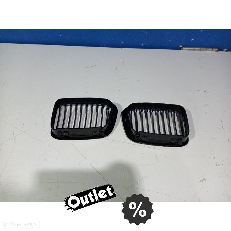 R100444C1 GRELHAS FRONTAIS PARA BMW E46 BERLINA TOURING 01-05 PRETO BRILHANTE - 3