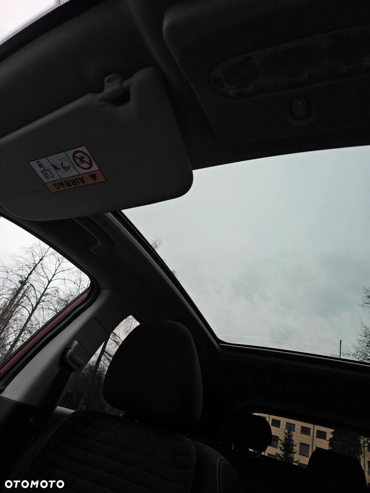 Nissan Qashqai 1.6 dCi Xtronic TEKNA+ - 14