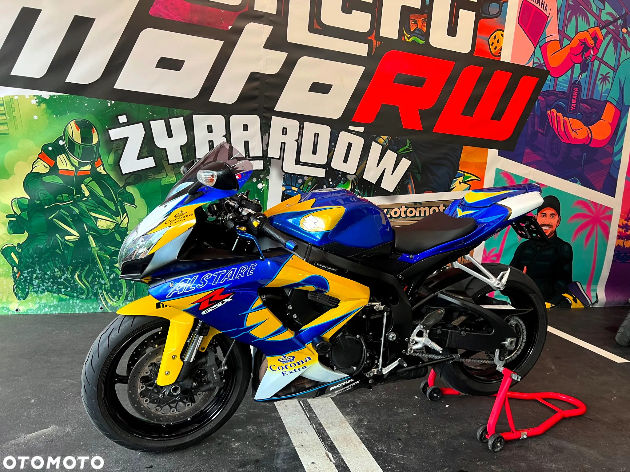 Suzuki GSX-R - 4