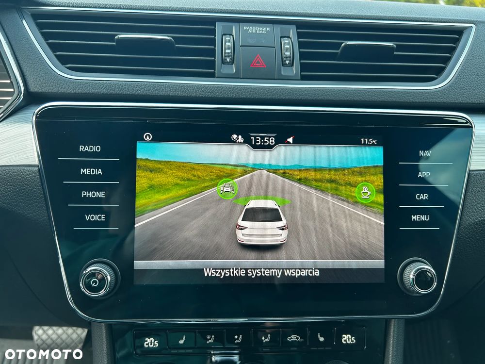 Skoda Superb 2.0 TDI SCR Ambition DSG - 22