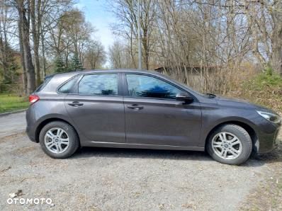Hyundai i30 1.4 Classic + - 10