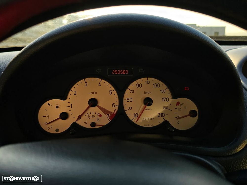 Peugeot 206 CC 1.6 - 11