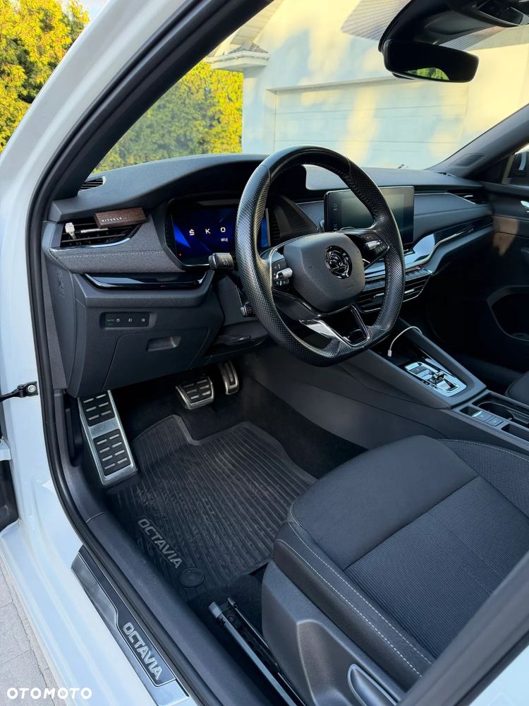 Skoda Octavia 2.0 TDI 4x4 Style DSG - 12