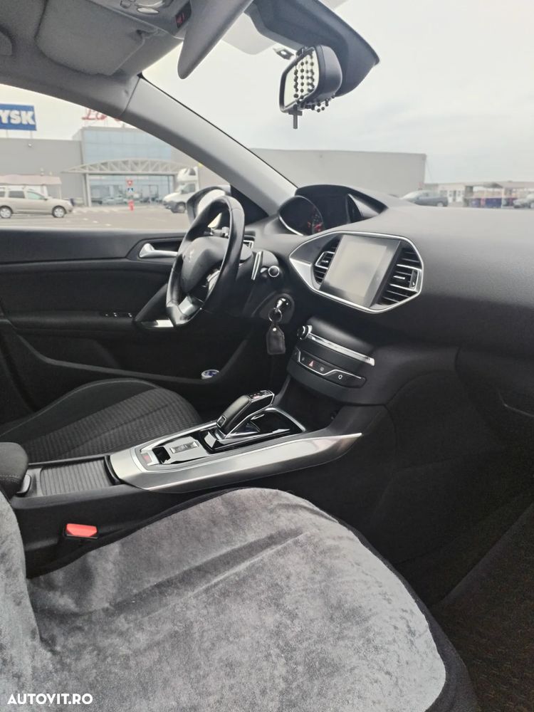 Peugeot 308 1.5 BlueHDi FAP STT EAT8 Active - 3