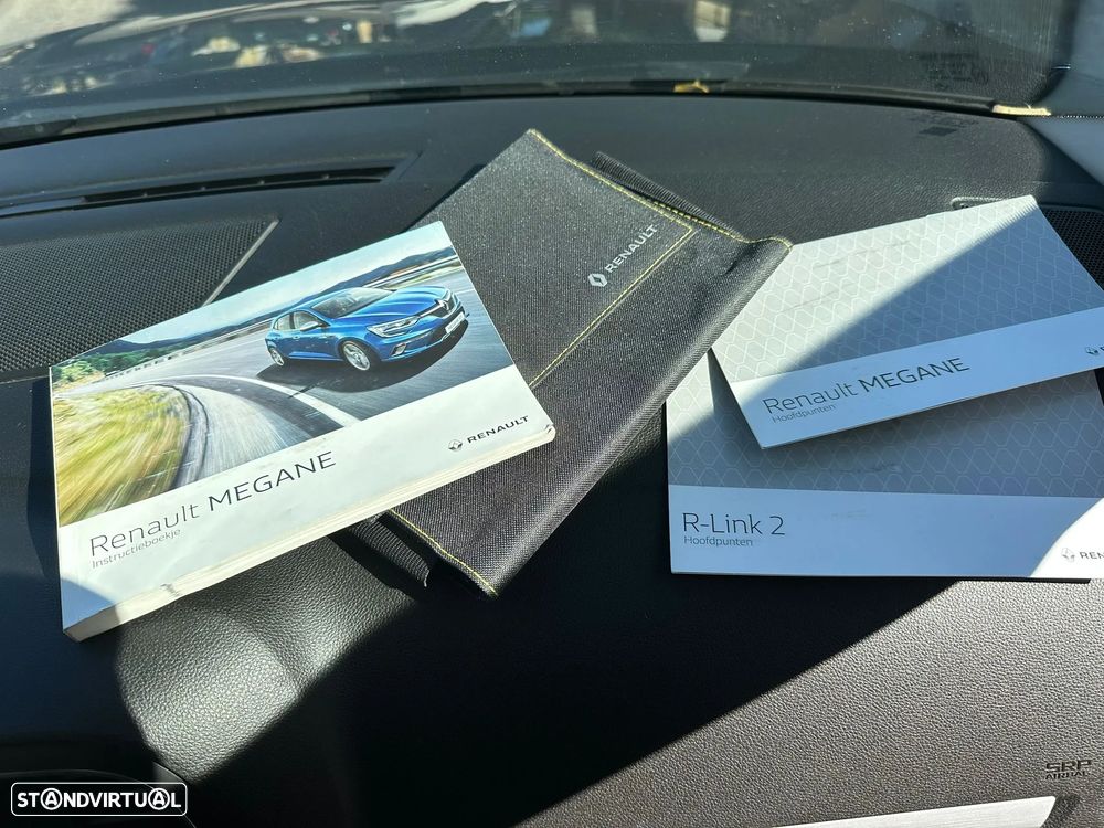 Renault Mégane Sport Tourer ENERGY dCi 110 EDC BOSE EDITION - 24