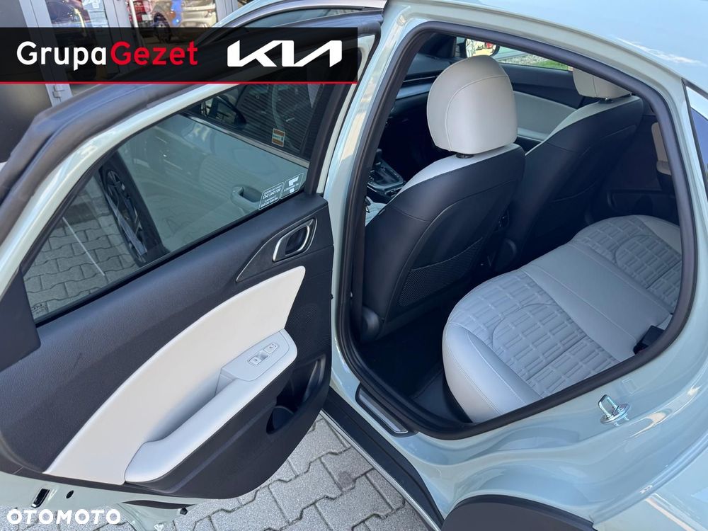 Kia XCeed - 13