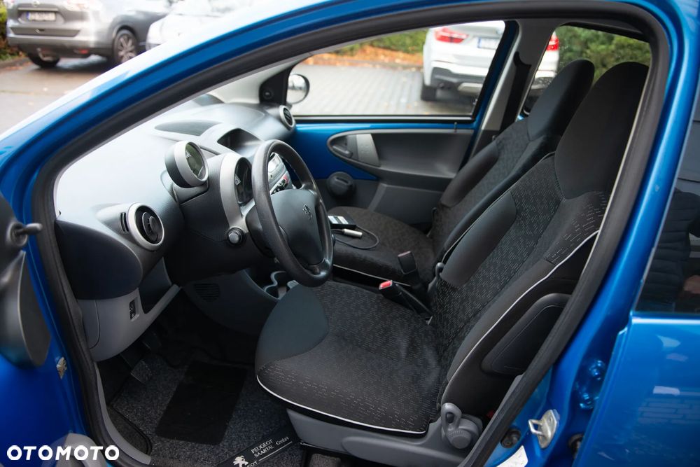 Peugeot 107 70 Millesim 200 - 17