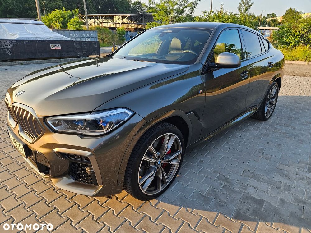 BMW X6 M50i - 8