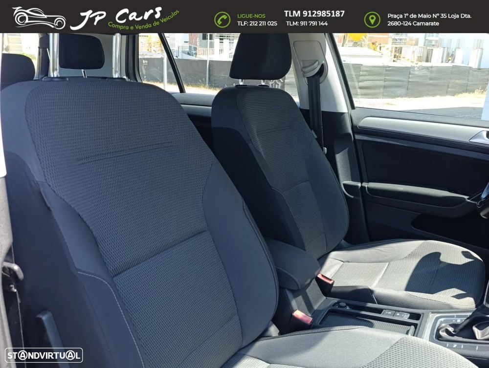 VW Golf 1.6 TDi Confortline DSG - 15