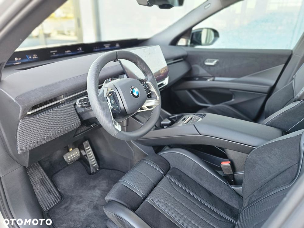 BMW iX3 - 21
