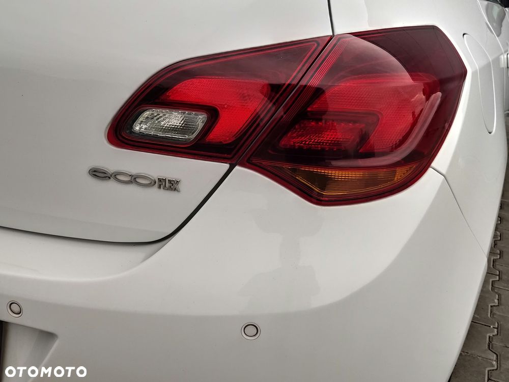 Opel Astra 1.4 Turbo Cosmo - 32